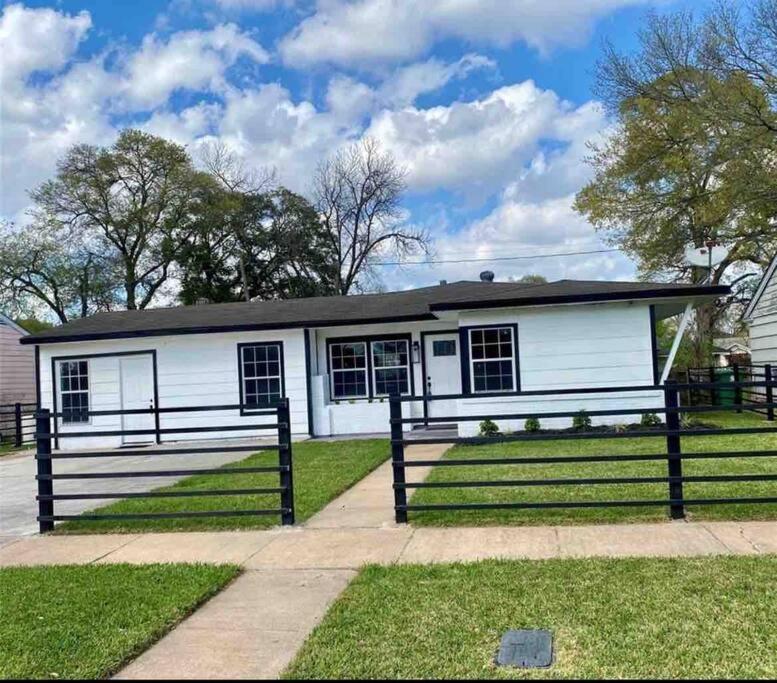 Cozy House Downtown Houston! Villa Exterior photo